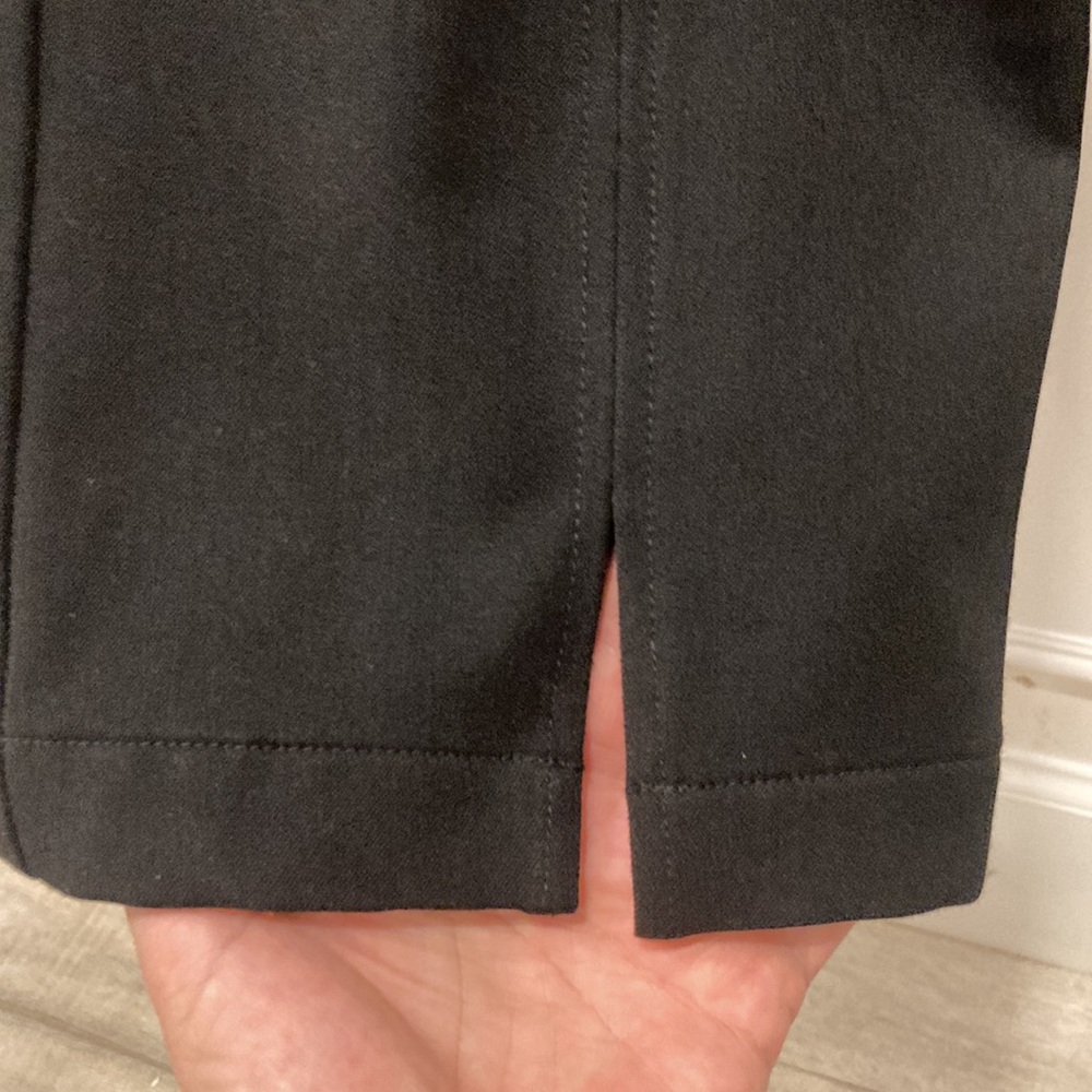 St. John Collection by Marie Gray Black Polyester/Viscose/Spandex Slacks… - Picture 3 of 6